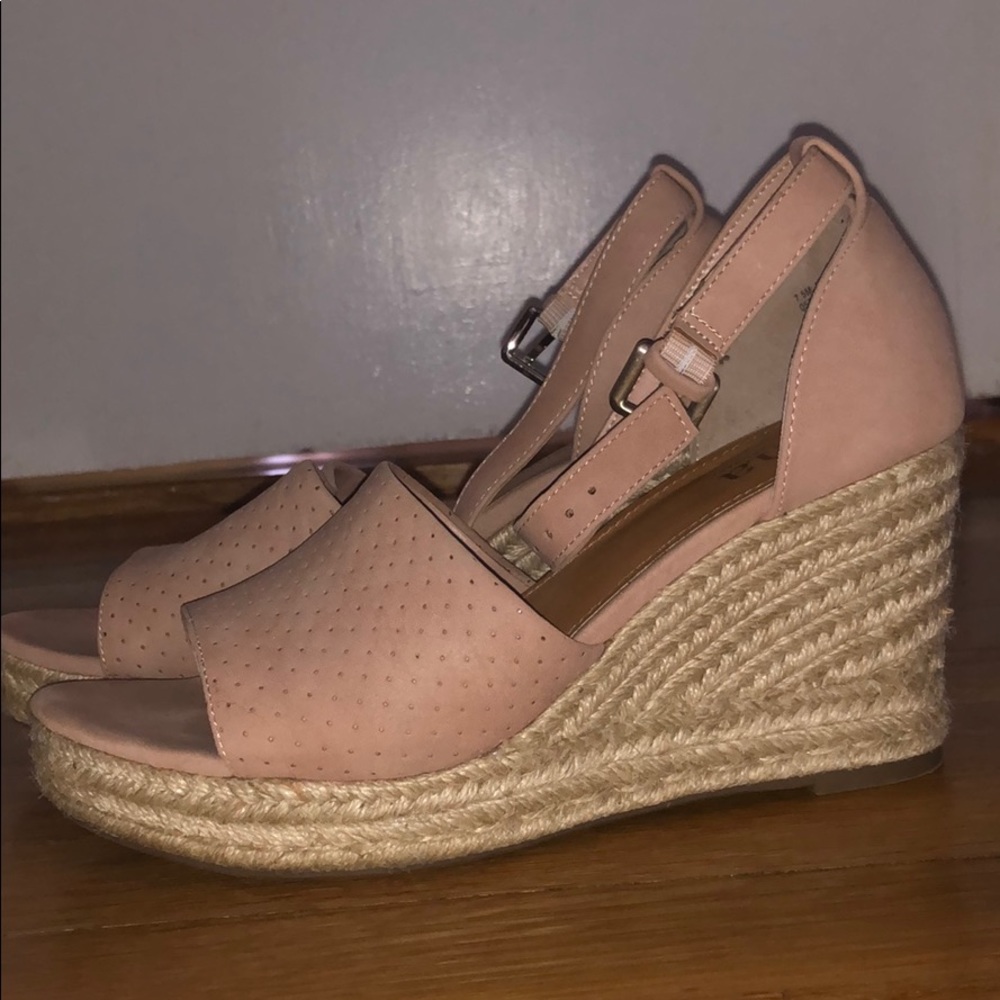 Beige Wedges 7.5